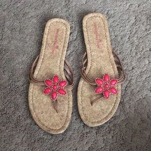 Cute flip flops with pink flower!